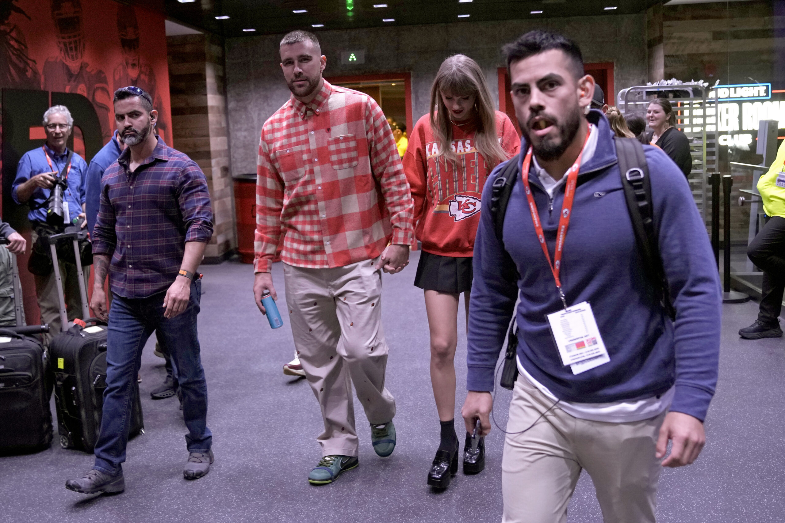 Taylor Swift's Influence Extends to Travis kelce's Mode of Dressing