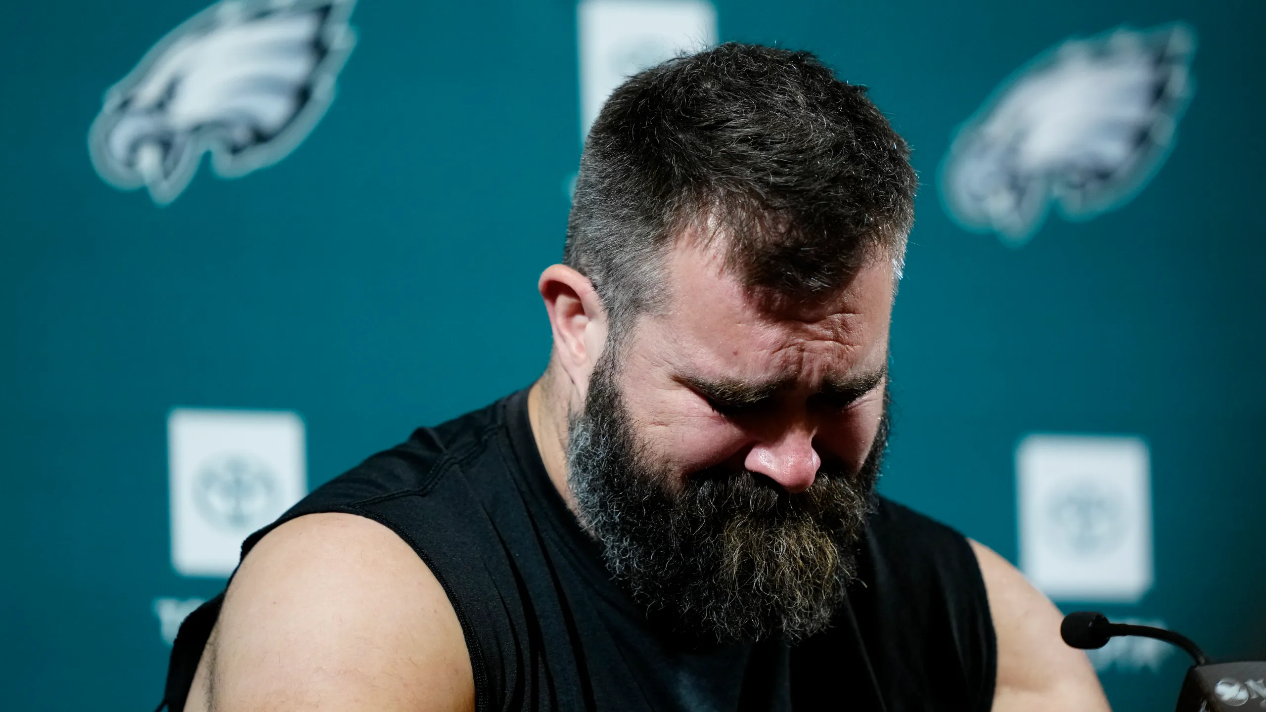 Jason Kelce retires an icon in one of sports' toughest cities