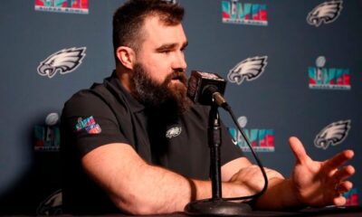An emotional Jason Kelce struggles to deliver retirement announcement