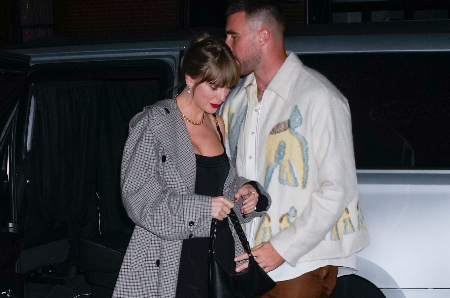 This is Astonished: In accordance with reports, Taylor Swift told Travis Kelce that she was "two weeks pregnant," validating her announcement that she would be the next stunning wife and mother in the Kelce family.